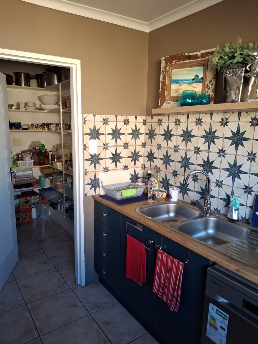 3 Bedroom Property for Sale in Wavecrest Eastern Cape